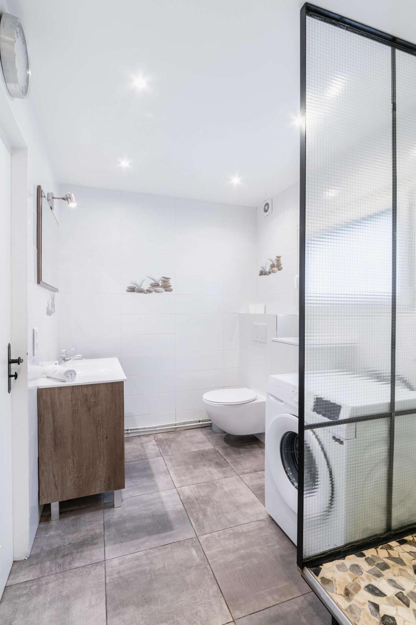 Villa Romainville Paris Pour 8 Personnes - Flat-Guest Dış mekan fotoğraf